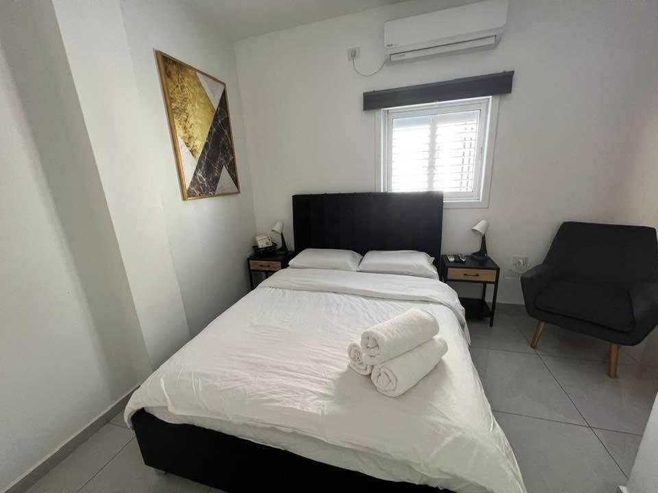 Apartments4you Maya Bat Yam Extérieur photo